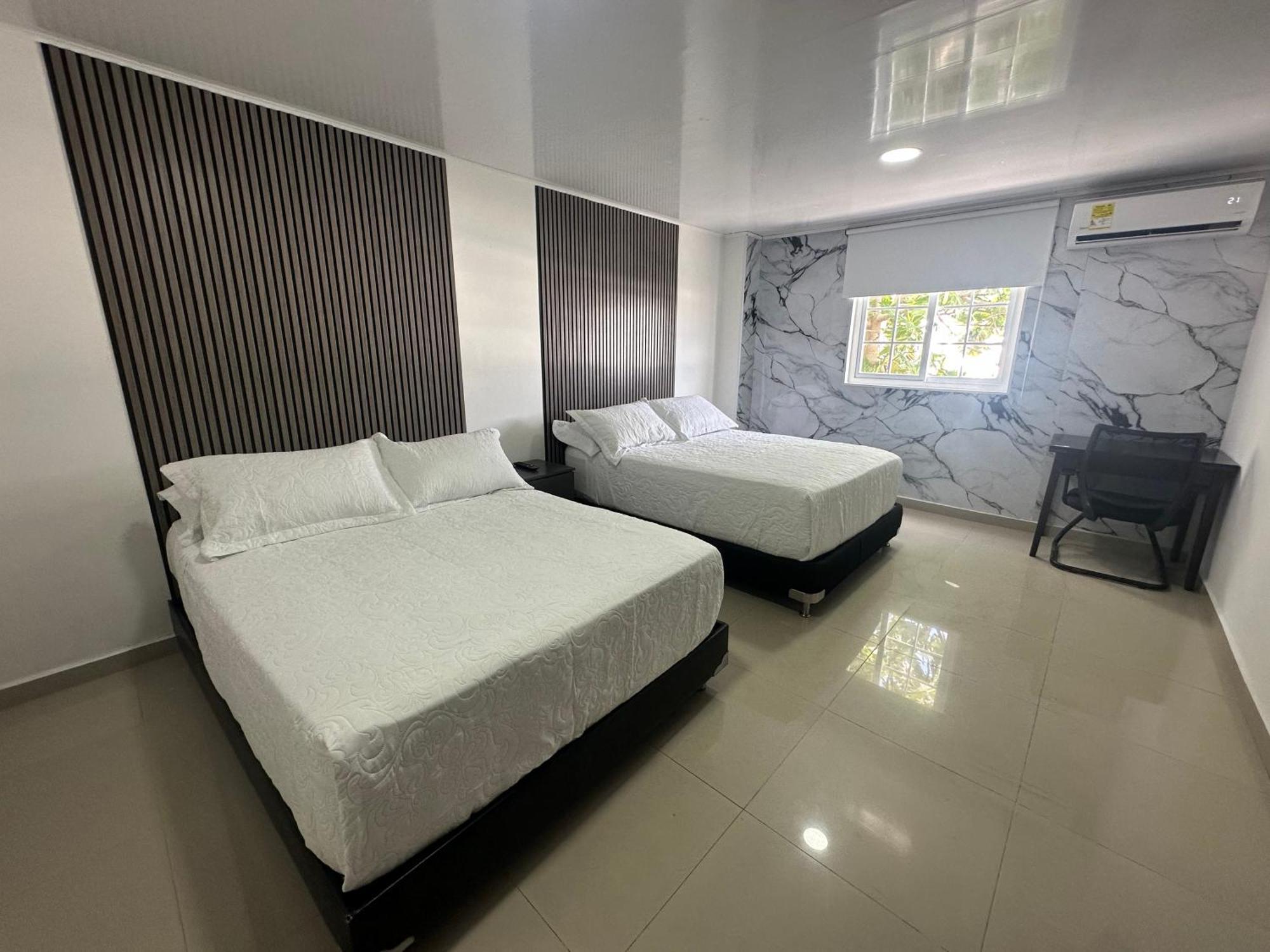 Apartahotel Plaza San Andrés Екстериор снимка