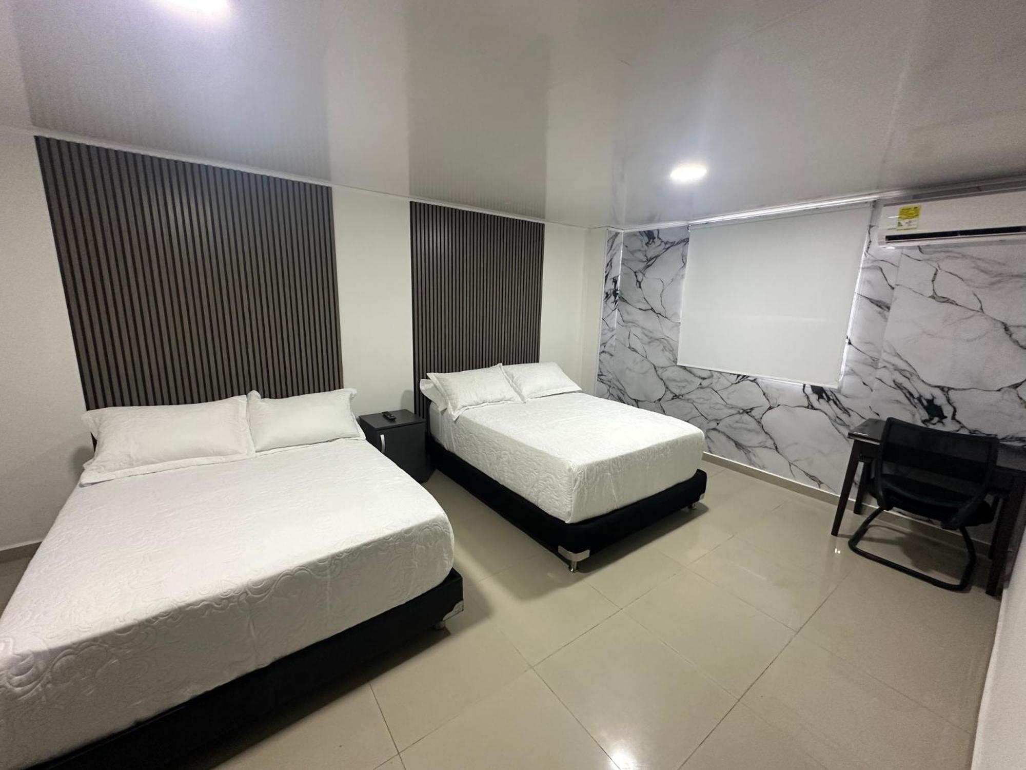 Apartahotel Plaza San Andrés Екстериор снимка