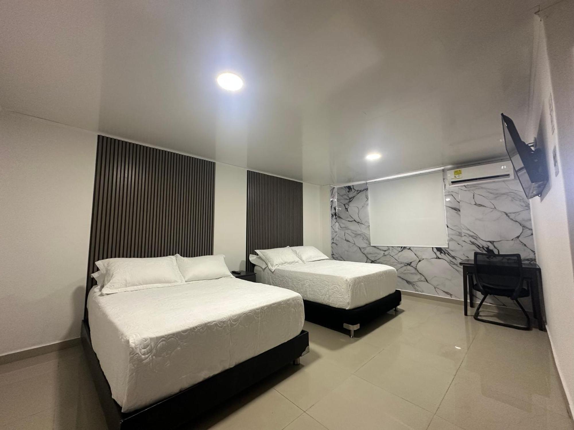 Apartahotel Plaza San Andrés Екстериор снимка