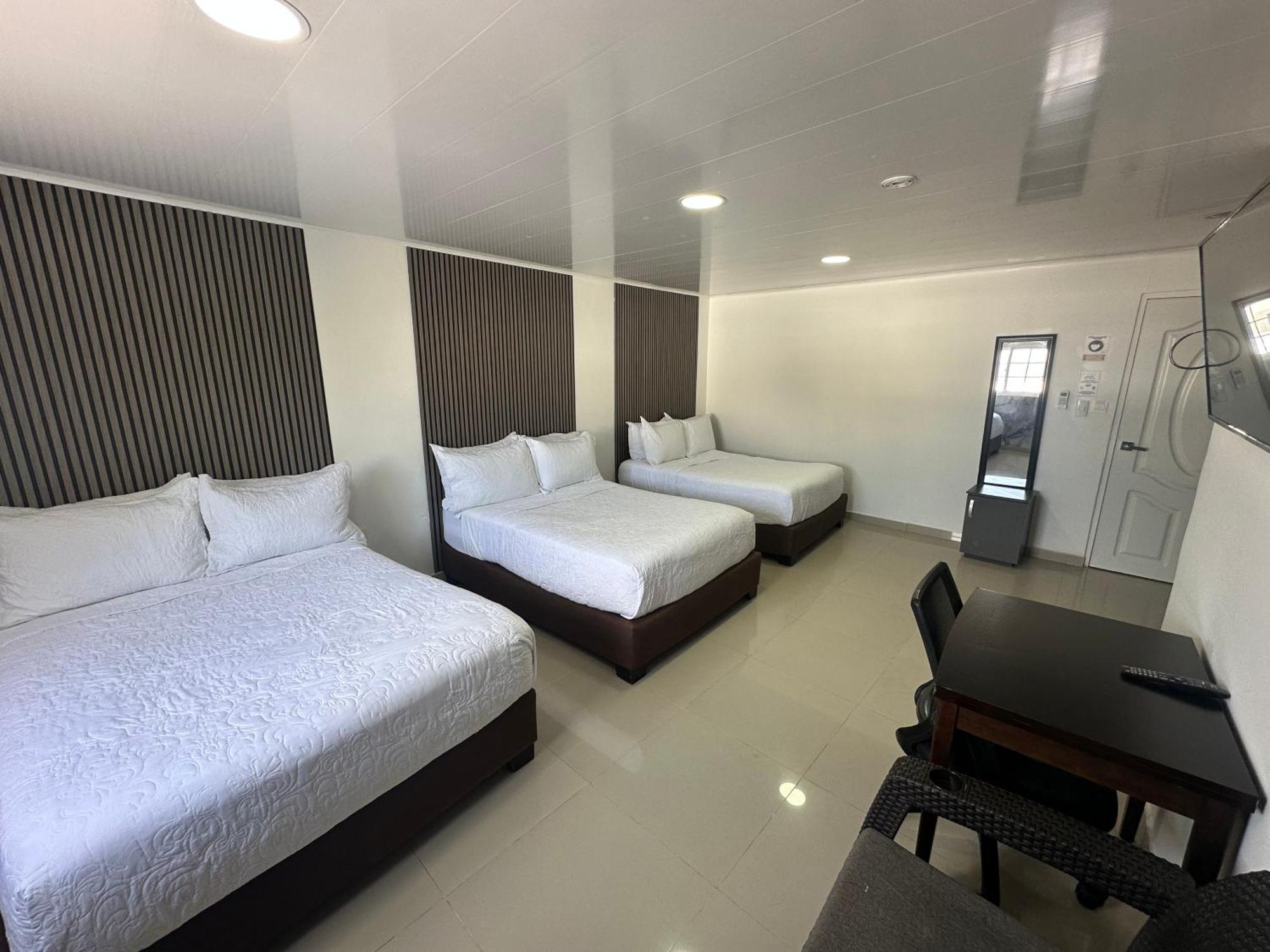 Apartahotel Plaza San Andrés Екстериор снимка