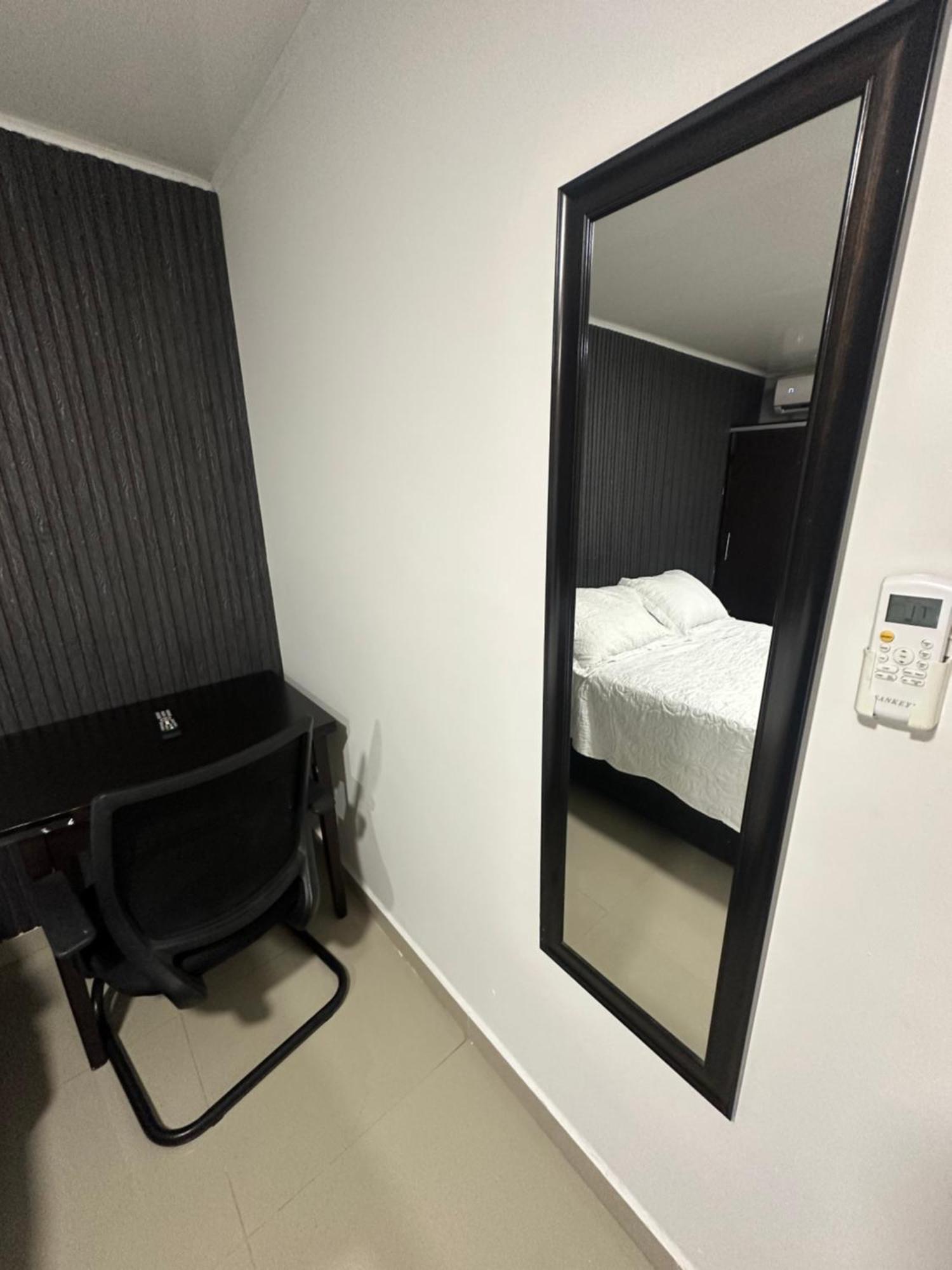 Apartahotel Plaza San Andrés Екстериор снимка